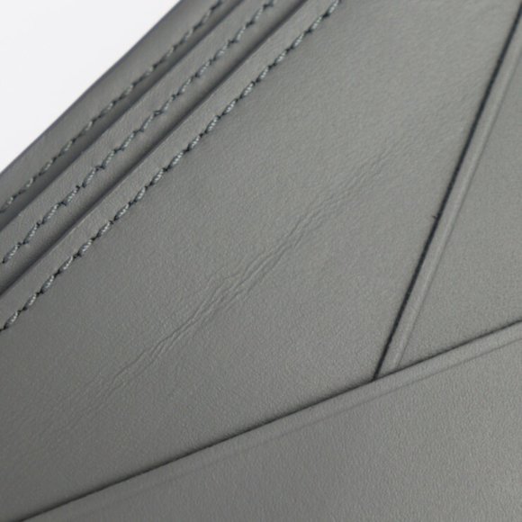 LOUIS VUITTON Louis Vuitton Portefeuille Multiple Monogram Shadow Bi-fold Wal... - Picture 6 of 9